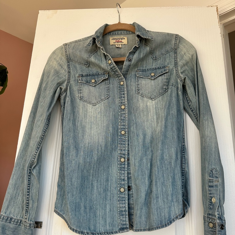 Wrangler Faded Blue Denim Shirt